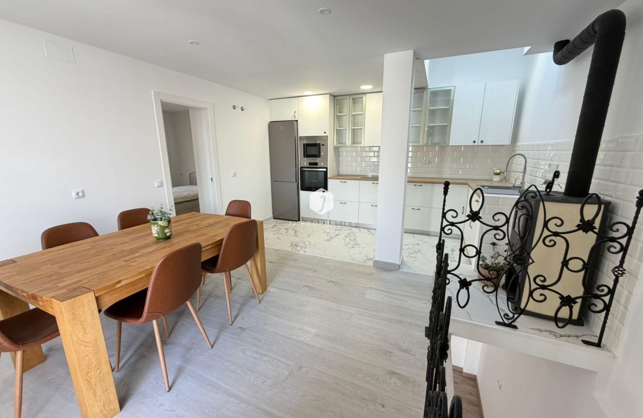 Resale - Chalet -
Torrevieja - Cabo cervera