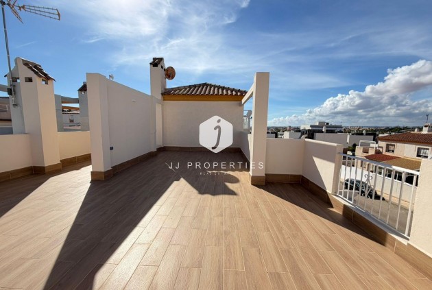 Resale - Chalet -
Torrevieja - Cabo cervera