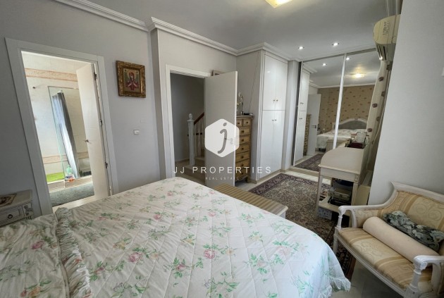 Resale - Villa -
Guardamar del Segura - Costa Blanca