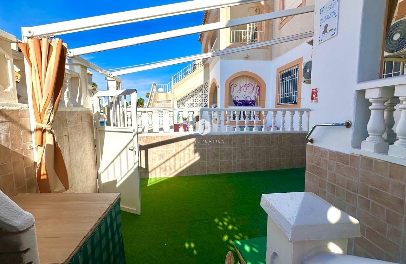 D'occasion - Bungalow -
Torrevieja - Torretas