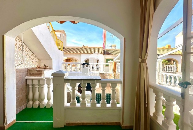 D'occasion - Bungalow -
Torrevieja - Torretas