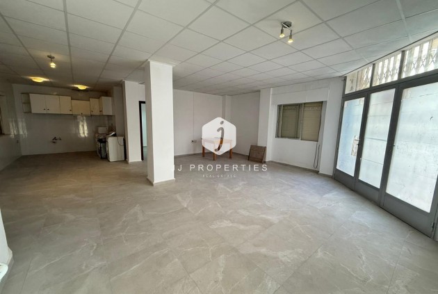 Resale - Apartment / flat -
Torrevieja - Playa de los Locos