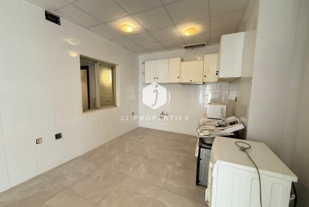 Resale - Apartment / flat -
Torrevieja - Playa de los Locos