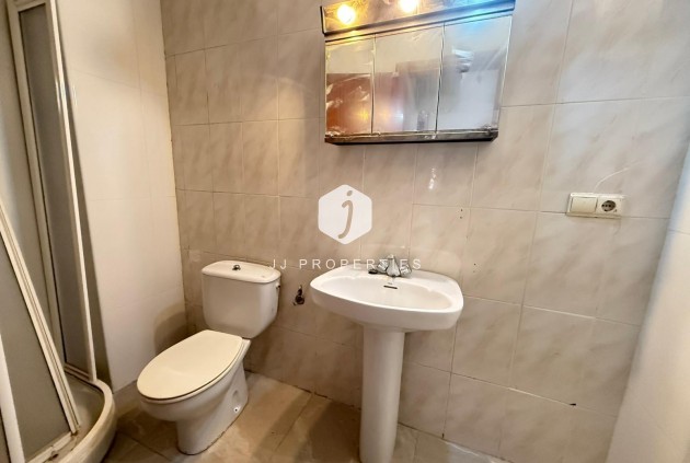 Resale - Apartment / flat -
Torrevieja - Playa de los Locos