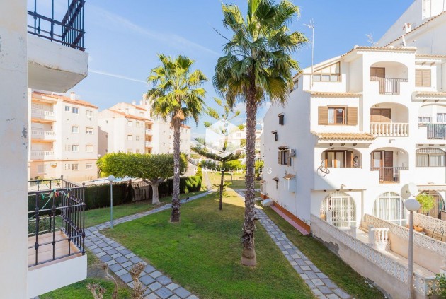 Resale - Apartment / flat -
Torrevieja - Calas blanca