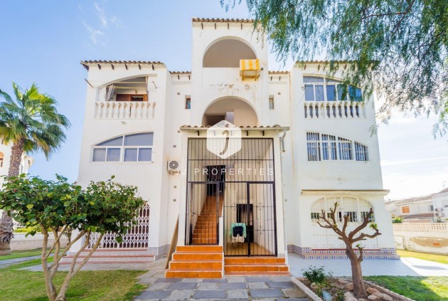 Resale - Apartment / flat -
Torrevieja - Calas blanca