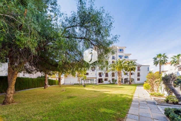 Resale - Apartment / flat -
Torrevieja - Calas blanca