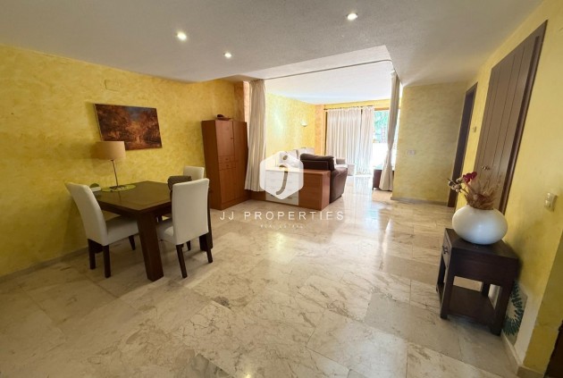 Resale - Apartment / flat -
Torrevieja - Punta prima