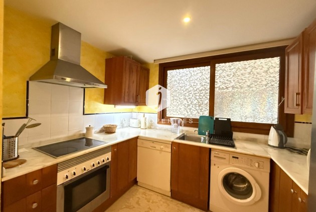 Resale - Apartment / flat -
Torrevieja - Punta prima