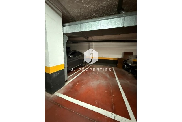 Resale - Apartment / flat -
Torrevieja - Punta prima