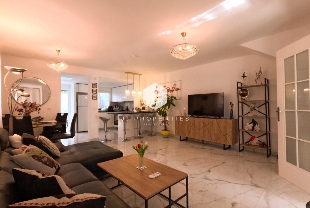 Resale - Chalet -
Torrevieja - El Acequión - Los Náufragos