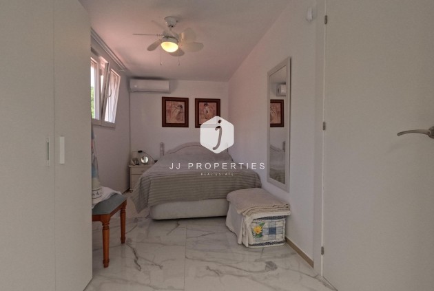 Resale - Chalet -
Torrevieja - El Acequión - Los Náufragos