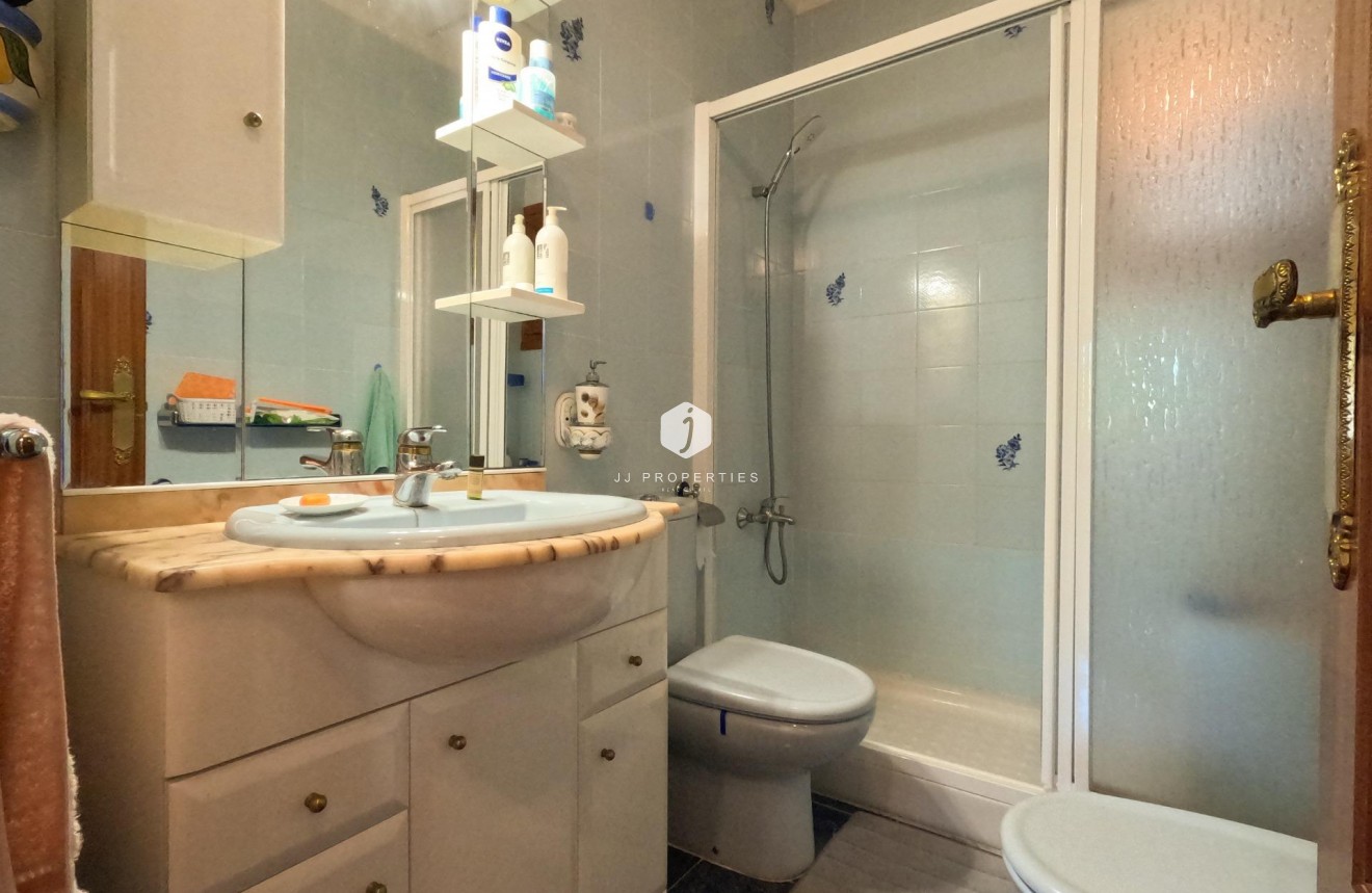 Resale - Chalet -
Torrevieja - El Acequión - Los Náufragos