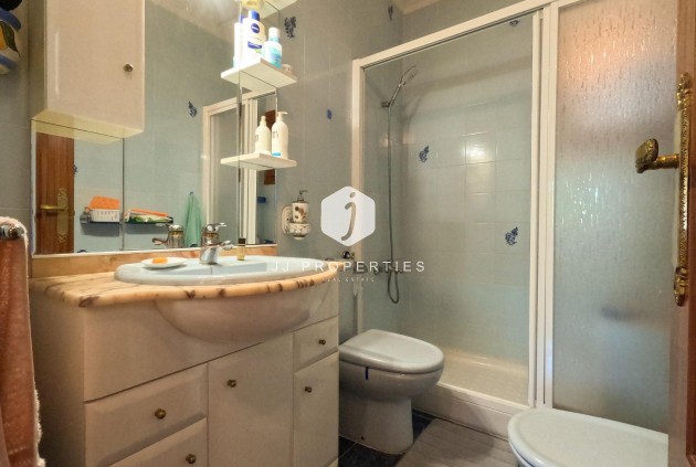 Resale - Chalet -
Torrevieja - El Acequión - Los Náufragos