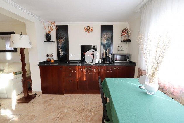 Resale - Villa -
Torrevieja - Costa Blanca