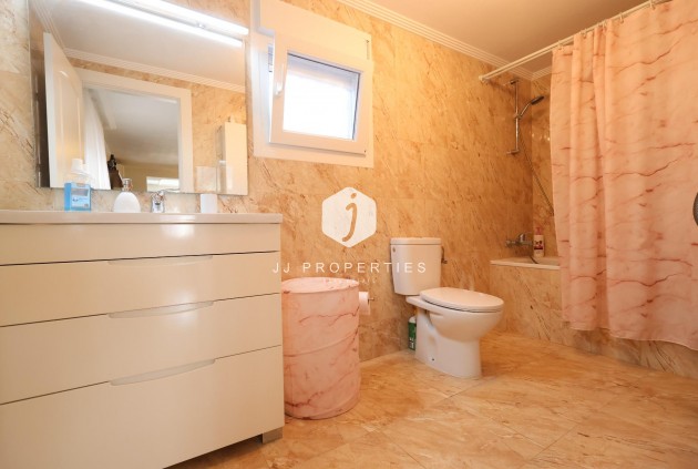 Resale - Villa -
Torrevieja - Costa Blanca