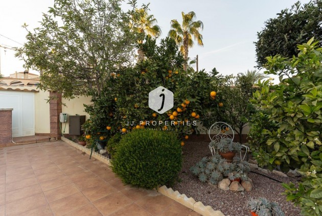 Resale - Villa -
Torrevieja - Los Balcones - Los Altos del Edén