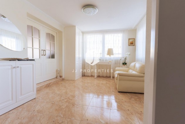 Resale - Villa -
Torrevieja - Los Balcones - Los Altos del Edén