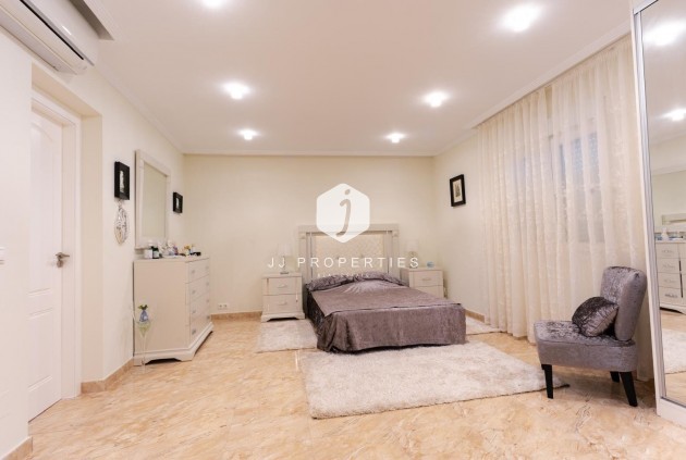 Resale - Villa -
Torrevieja - Los Balcones - Los Altos del Edén