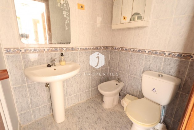Resale - Apartment / flat -
Torrevieja - Costa Blanca