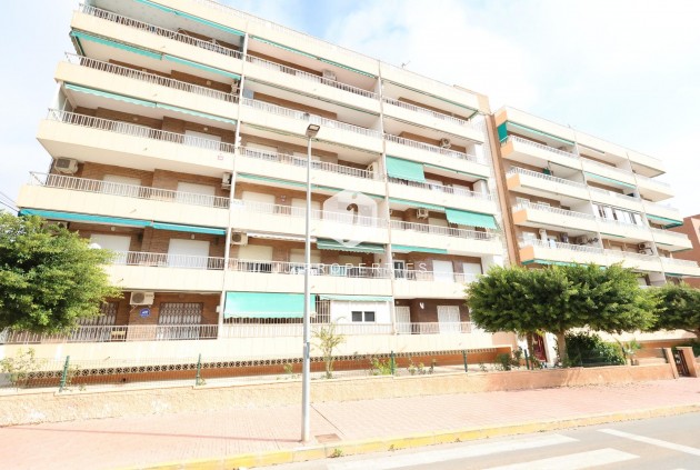 Resale - Apartment / flat -
Torrevieja - Costa Blanca