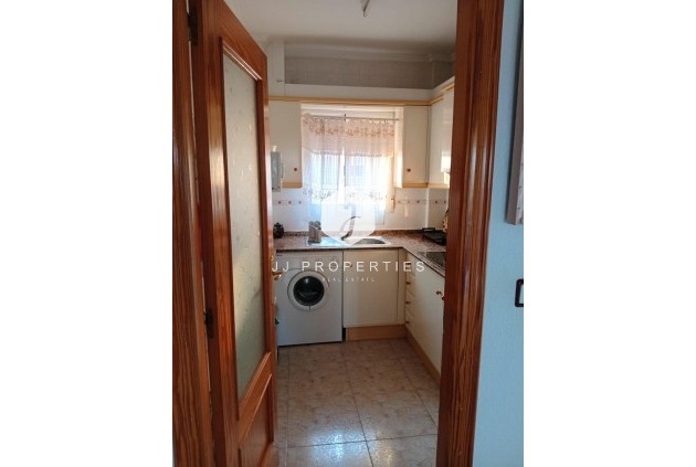 Resale - Apartment / flat -
Torrevieja - Torreblanca
