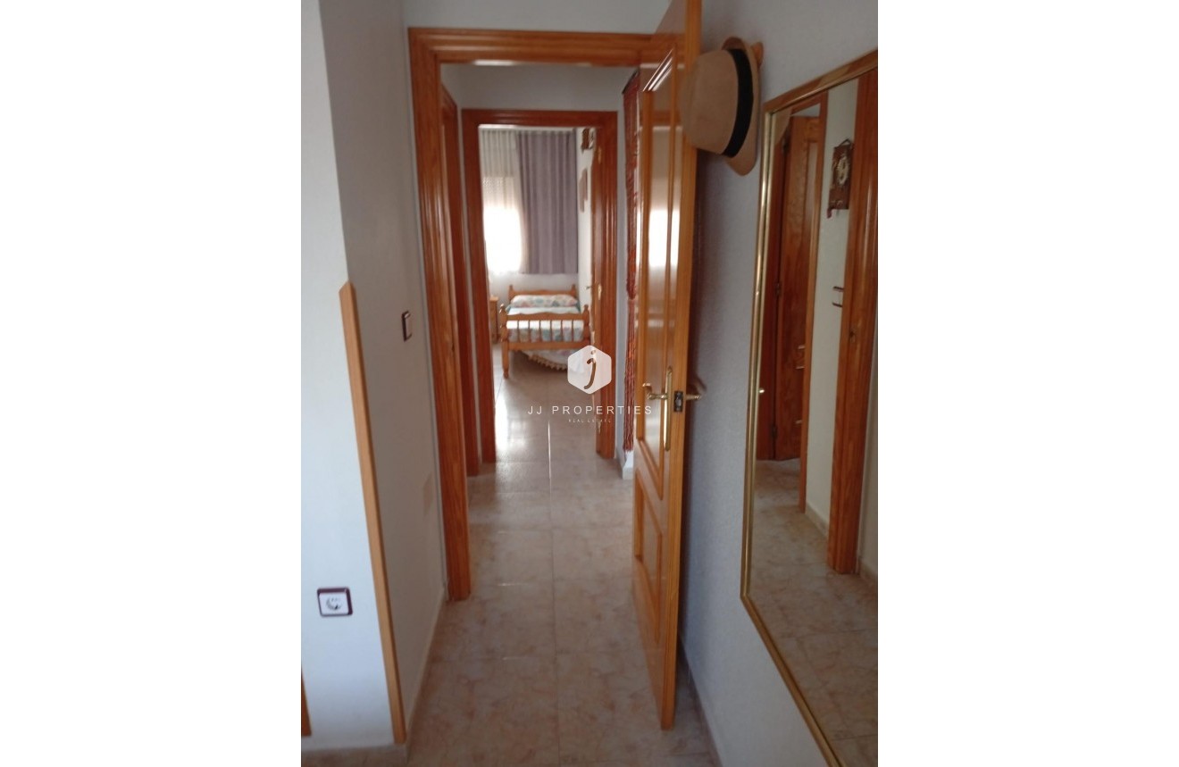 Resale - Apartment / flat -
Torrevieja - Torreblanca