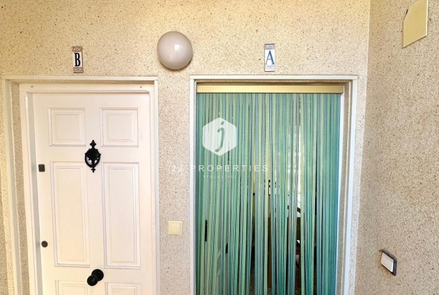 Resale - Apartment / flat -
Torrevieja - Torreblanca