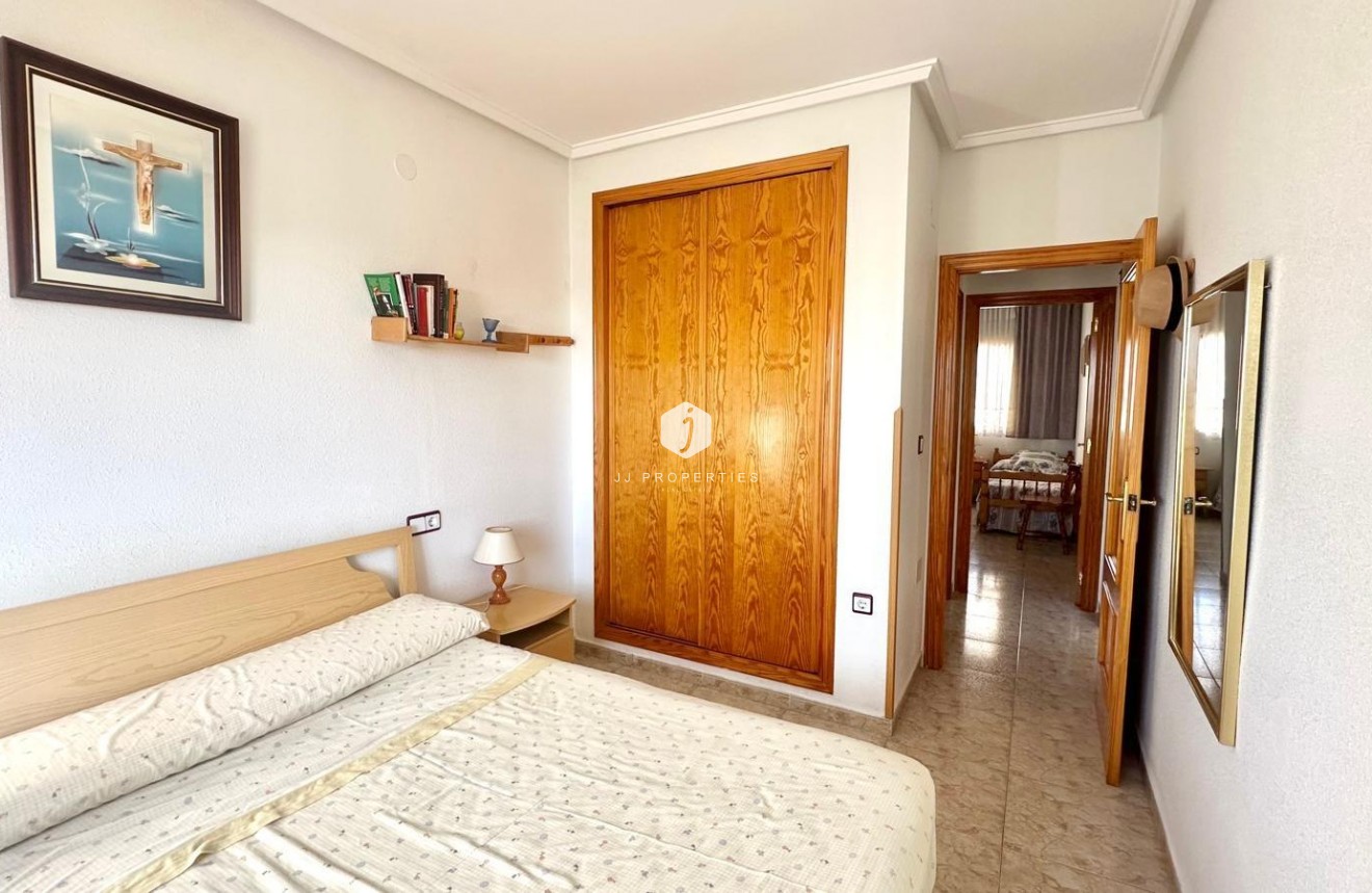 Resale - Apartment / flat -
Torrevieja - Torreblanca