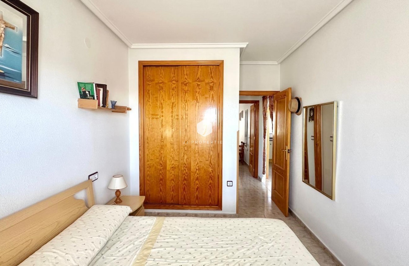 Resale - Apartment / flat -
Torrevieja - Torreblanca