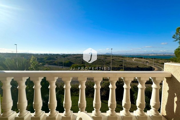 Resale - Apartment / flat -
Torrevieja - Torreblanca