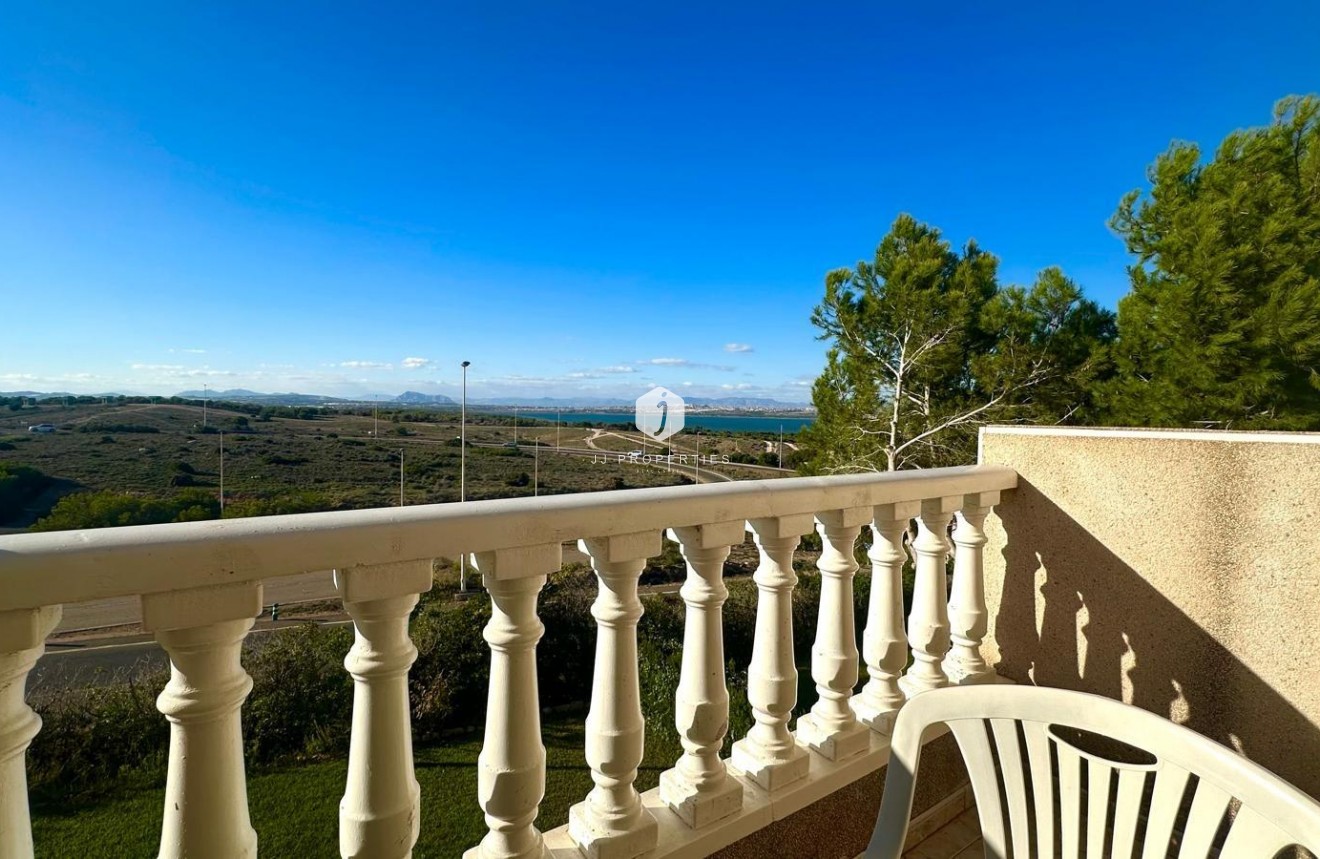 Resale - Apartment / flat -
Torrevieja - Torreblanca