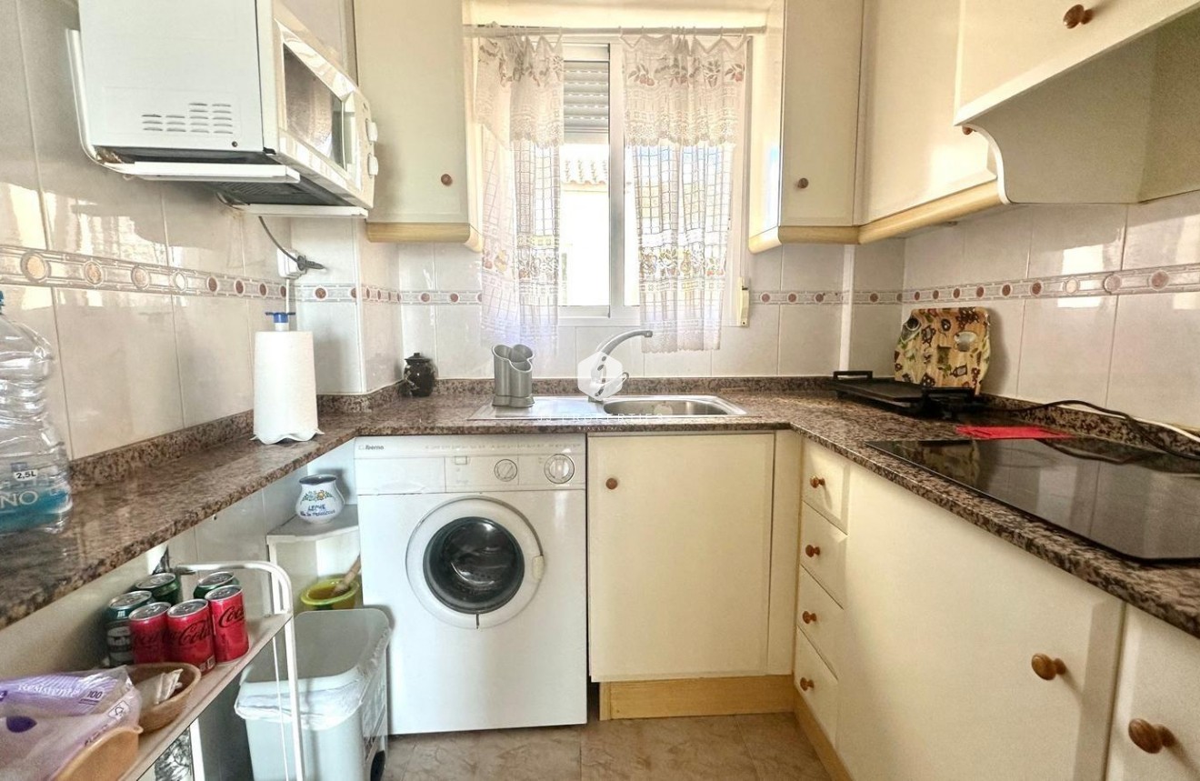 Resale - Apartment / flat -
Torrevieja - Torreblanca