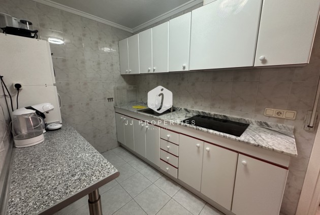 Resale - Apartment / flat -
Torrevieja - Costa Blanca