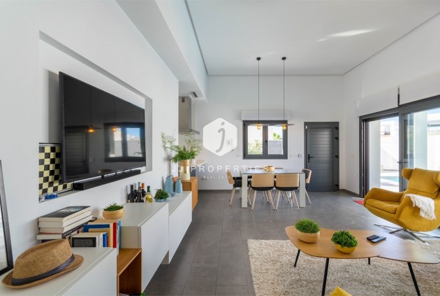 Resale - Villa -
Benijofar - Costa Blanca