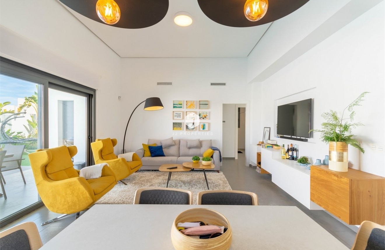 Resale - Villa -
Benijofar - Costa Blanca