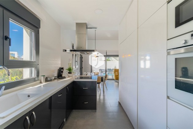 Resale - Villa -
Benijofar - Costa Blanca