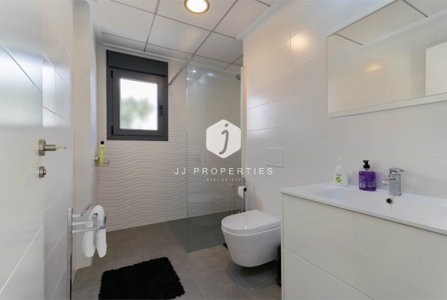 Resale - Villa -
Benijofar - Costa Blanca