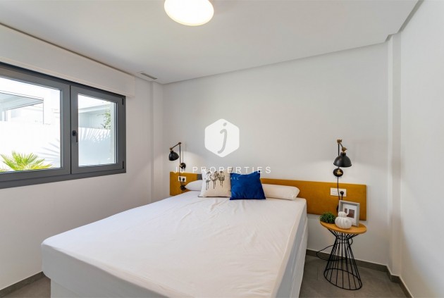 Resale - Villa -
Benijofar - Costa Blanca