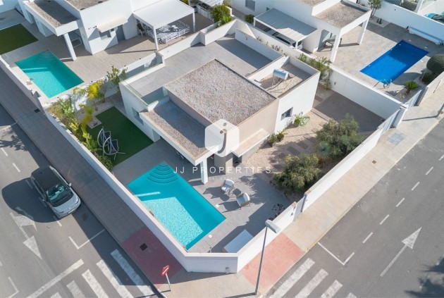 Resale - Villa -
Benijofar - Costa Blanca