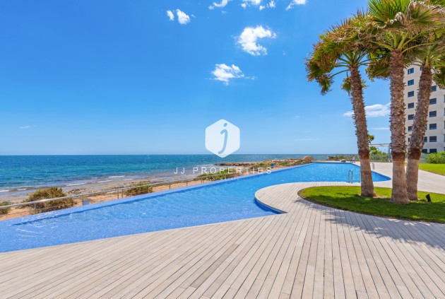 Resale - Apartment / flat -
Punta Prima - Costa Blanca