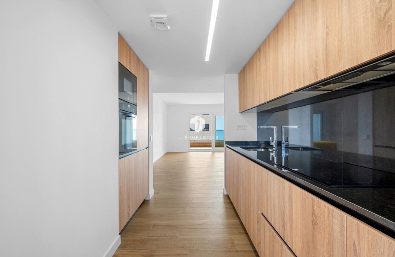 Resale - Apartment / flat -
Punta Prima - Costa Blanca