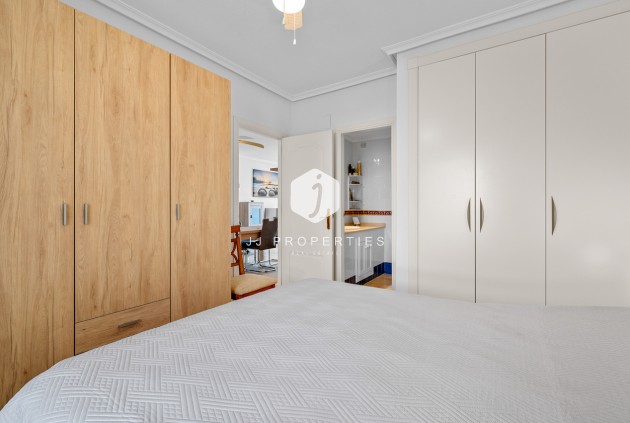 Resale - Apartment / flat -
Playa Flamenca - Costa Blanca