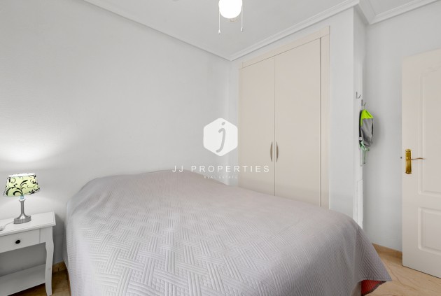 Resale - Apartment / flat -
Playa Flamenca - Costa Blanca