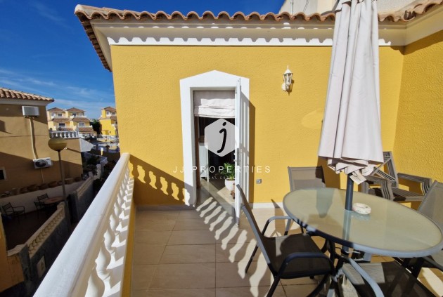 Resale - Duplex -
Playa Flamenca - Costa Blanca