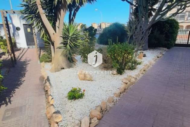 Resale - Duplex -
Playa Flamenca - Costa Blanca