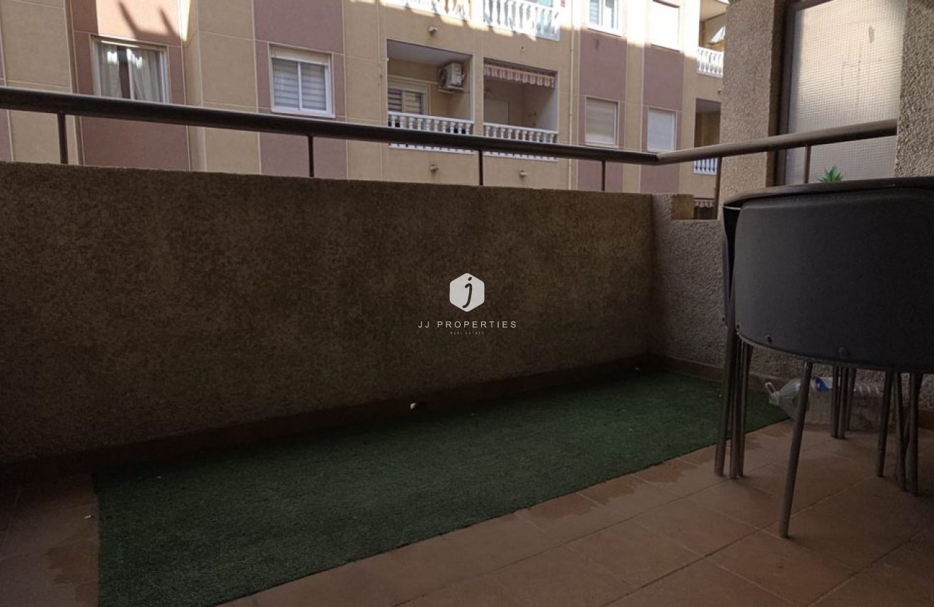 Resale - Apartment / flat -
Torrevieja - Costa Blanca