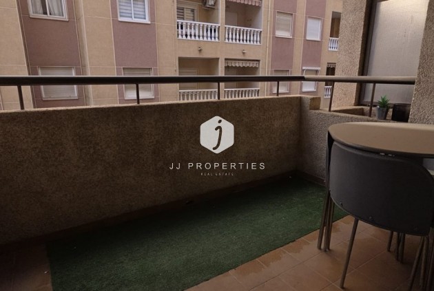 Resale - Apartment / flat -
Torrevieja - Costa Blanca