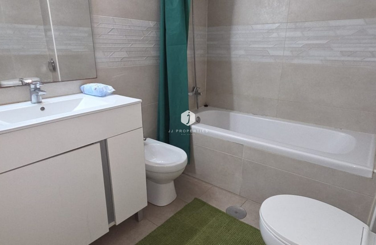 Resale - Apartment / flat -
Torrevieja - Costa Blanca