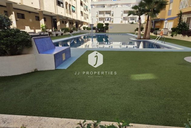 Resale - Apartment / flat -
Torrevieja - Costa Blanca